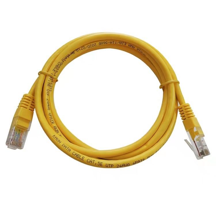 Кабель ethernet Cat5e гибкого провода кабеля UTP Cat5 желтый для компьютера и маршрутизатора