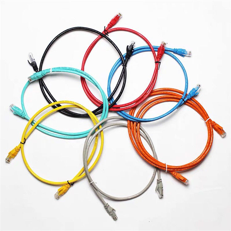 Кабель сети PVC Utp OEM ROSH Cat5 печатает соединительный кабель сети